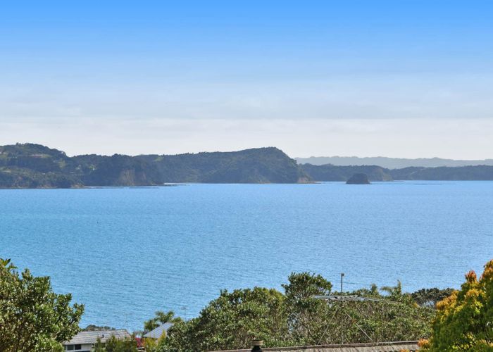  at 10B Vipond Road, Stanmore Bay, Whangaparaoa