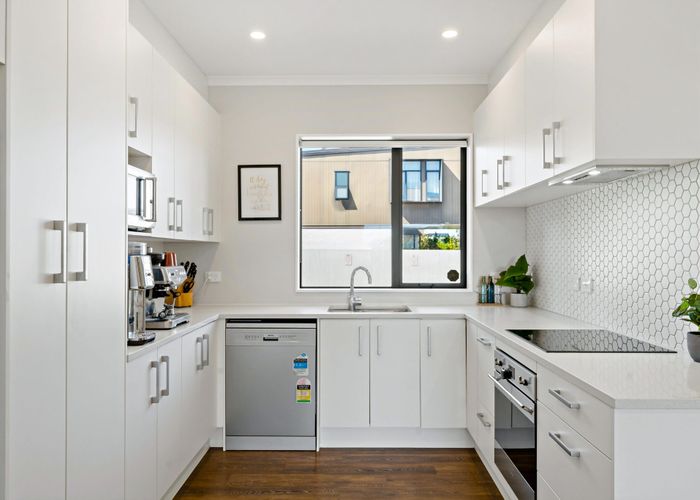  at 19 Komanawa Lane, Mount Wellington, Auckland City, Auckland
