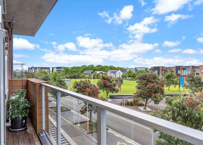  at 102a/160 Hobsonville Point Road, Hobsonville, Waitakere City, Auckland