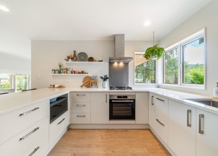  at 7 Carlow Grove, Birchville, Upper Hutt, Wellington