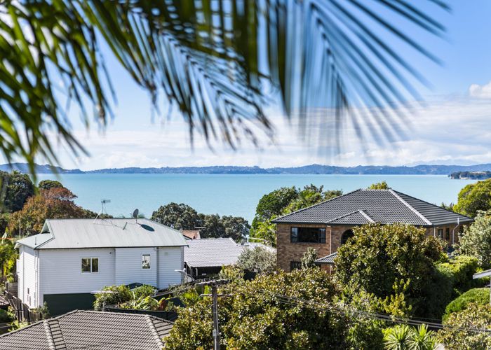  at 29 Pah Road, Cockle Bay, Auckland