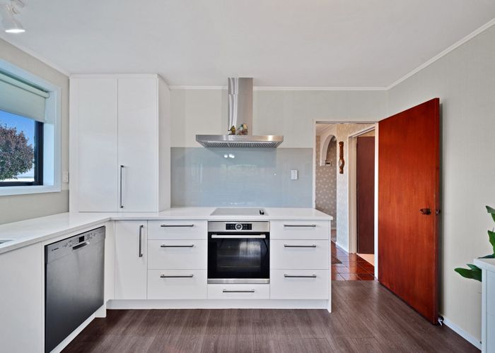  at 287 Avonhead Road, Avonhead, Christchurch City, Canterbury