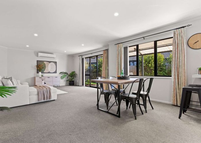  at 2 Muriel Way, Papamoa Beach, Papamoa