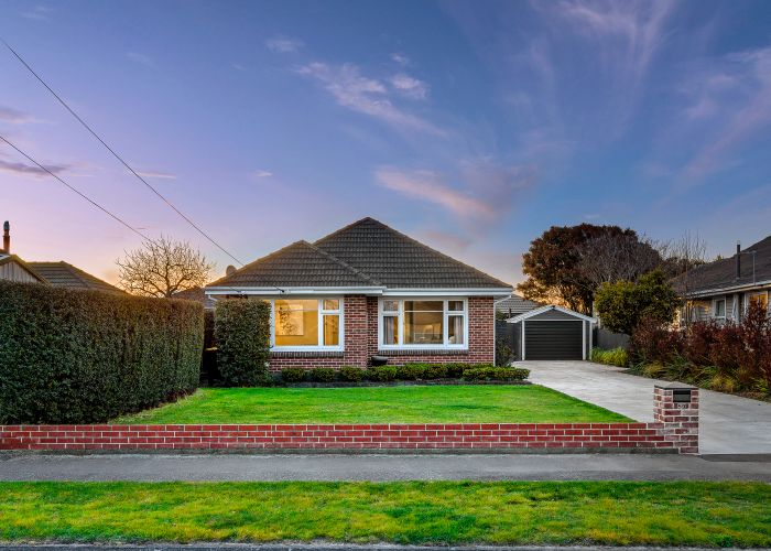 Free property data for 59 Charlcott Street, Burnside, Christchurch