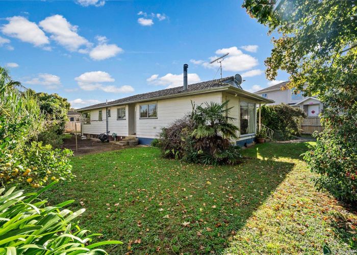  at 77 Cascades Road, Pakuranga Heights, Auckland