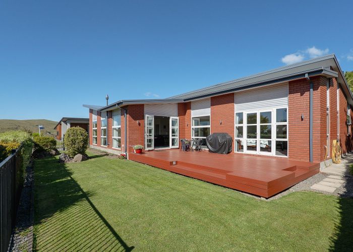  at 18 Kenmure Drive, Huntsbury, Christchurch City, Canterbury