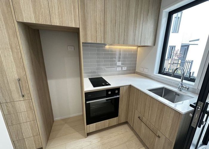  at 124 Taylors Road, Mount Albert, Auckland City, Auckland