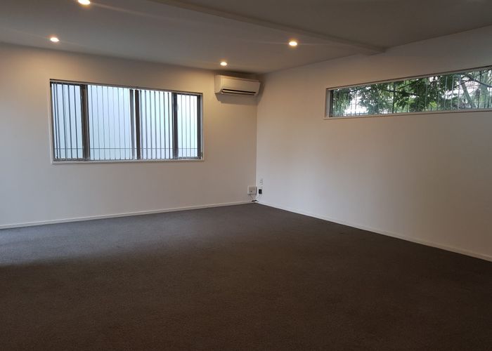 at 2/70 Elizabeth Street, Riccarton, Christchurch City, Canterbury