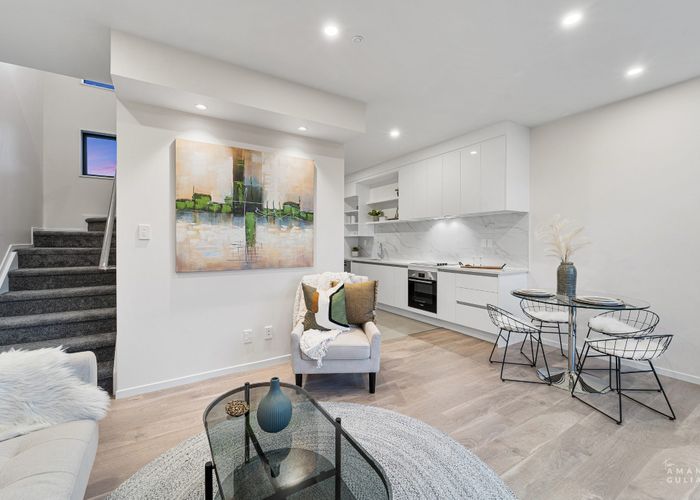  at 8/144 Titirangi Road, New Lynn, Waitakere City, Auckland