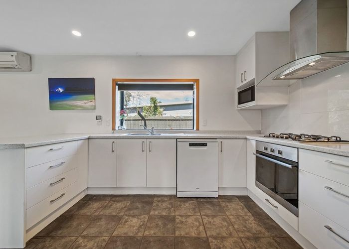  at 2/116 Roker St, Somerfield, Christchurch City, Canterbury