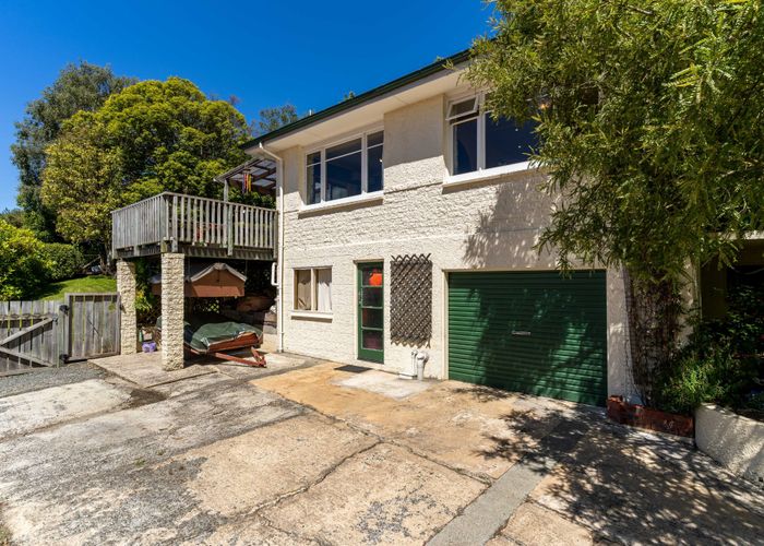  at 8 Roy Crescent, Concord, Dunedin