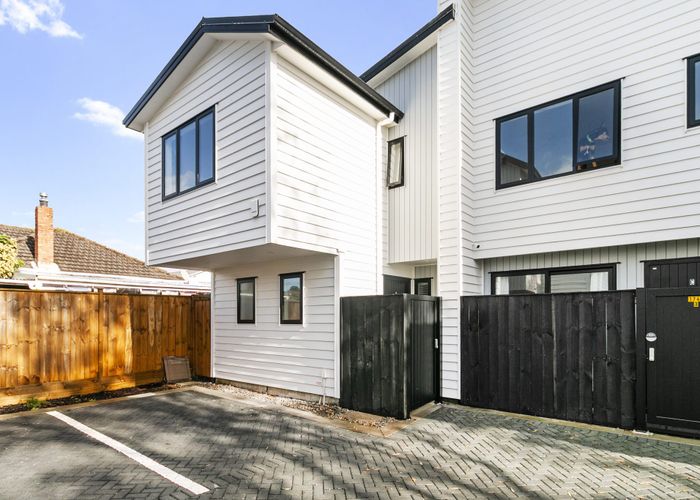  at 174B Rathgar Road, Henderson, Waitakere City, Auckland