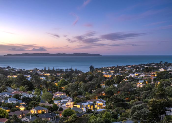  at 937A East Coast Road, Torbay, North Shore City, Auckland