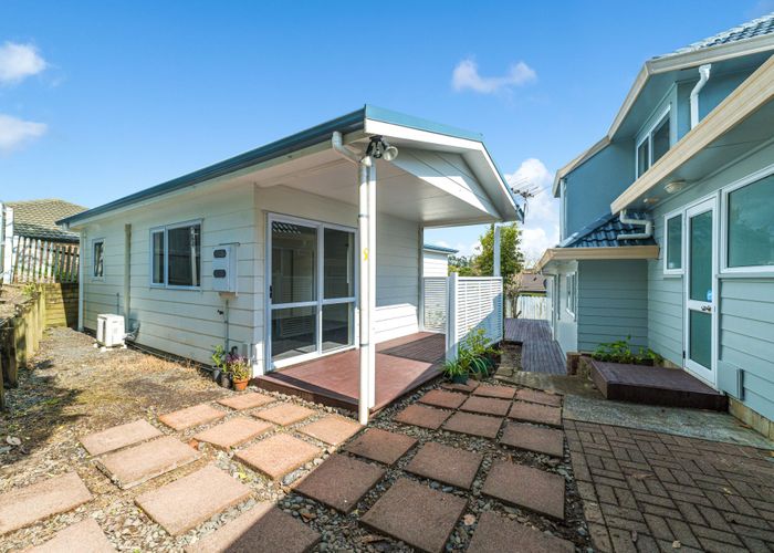  at 13 Gala Place, Henderson, Auckland