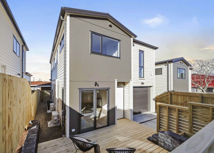  at Lot 5/12 Kurnell Drive, Botany Downs, Manukau City, Auckland