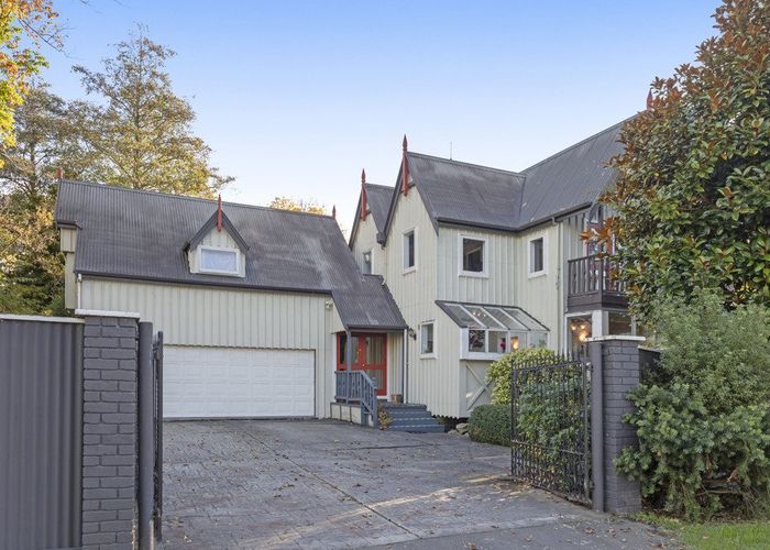  at 206 Riverlaw Terrace, St. Martins, Christchurch City, Canterbury