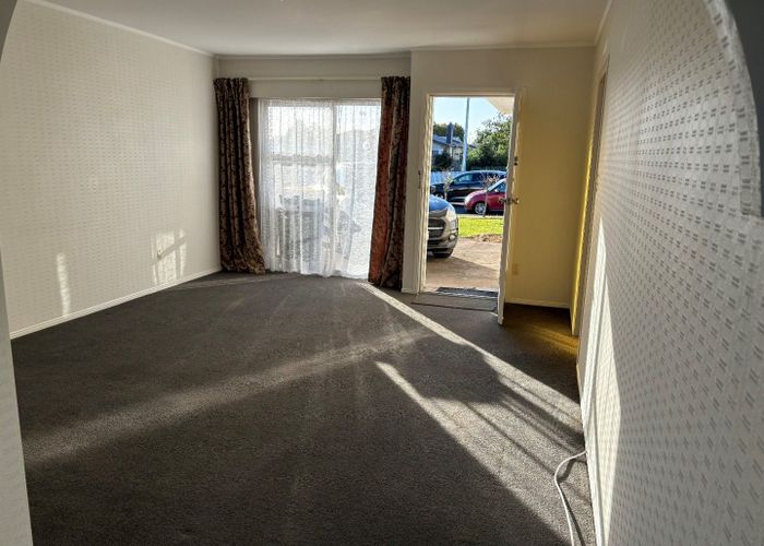  at 1/32 Park Estate Road, Papakura, Papakura, Auckland