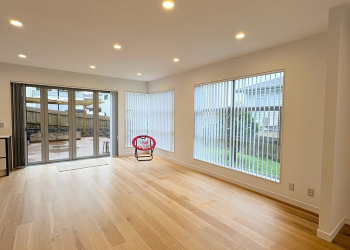  at 7 Zara Court, Windsor Park, North Shore City, Auckland