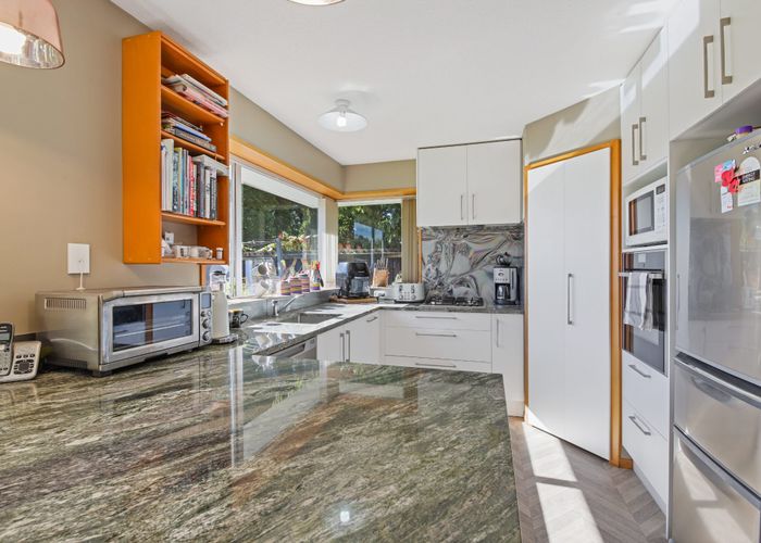  at 4 Briar Place, Avonhead, Christchurch City, Canterbury