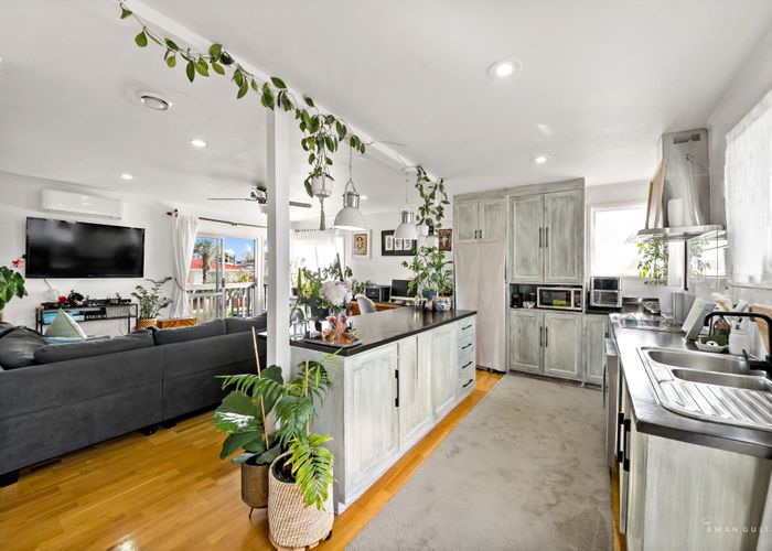  at 13 Bodi Place, Te Atatu South, Waitakere City, Auckland