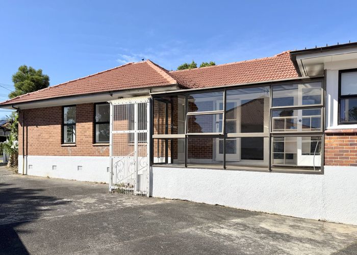  at 9 Jutland Road, Hauraki, North Shore City, Auckland