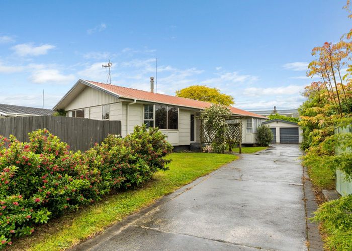  at 10 Meadowbrook Drive, Cloverlea, Palmerston North