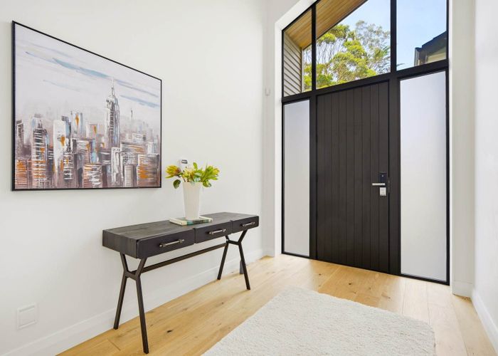  at 24 Lorikeet Place, Unsworth Heights, North Shore City, Auckland