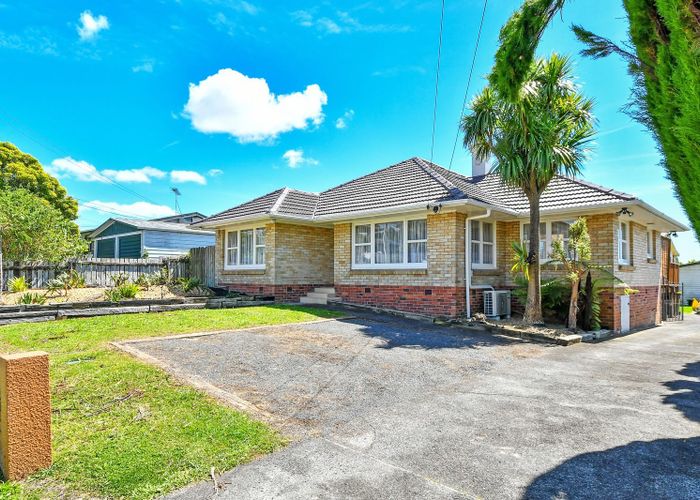  at 8 Rembrandt Place, Opaheke, Papakura