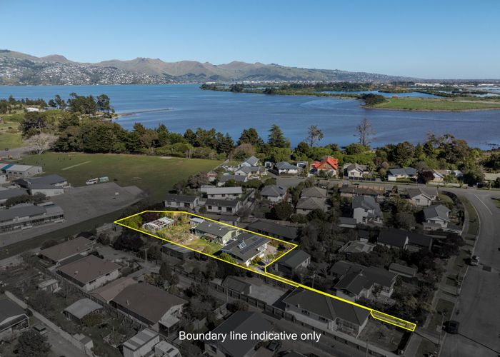  at 27a Cradock Street, South New Brighton, Christchurch City, Canterbury