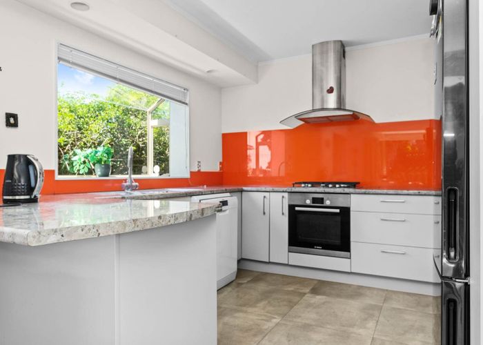  at 145 Hutchinson Avenue, New Lynn, Waitakere City, Auckland