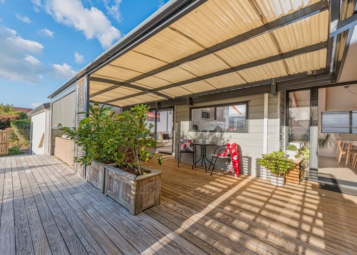  at 1/32 GLUCINA Avenue, West Harbour, Auckland
