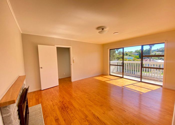  at 9 Cajero Place, Green Bay, Waitakere City, Auckland