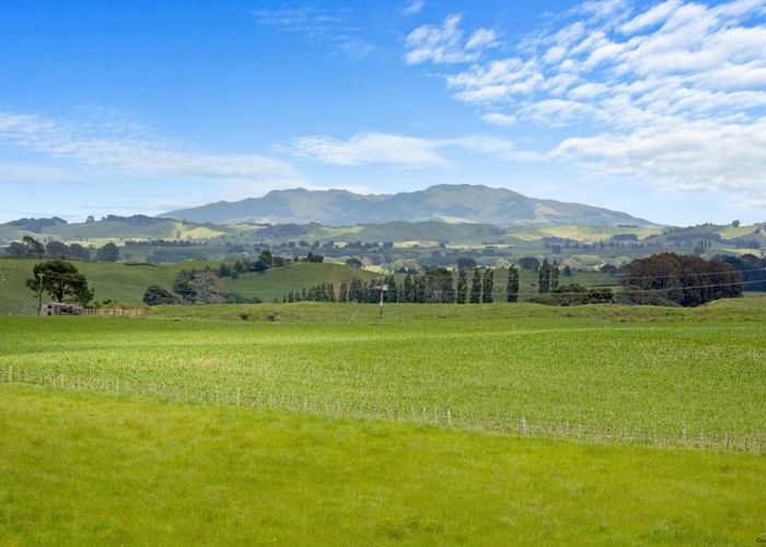  at 882 State Highway 5, Tirau