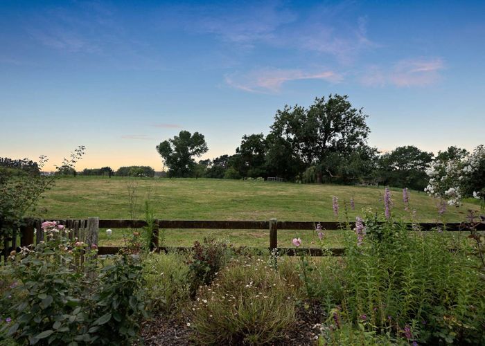  at 554 Kingseat Road, Kingseat, Franklin, Auckland