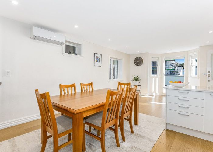  at 27 Princess Terrace, Newtown, Wellington, Wellington