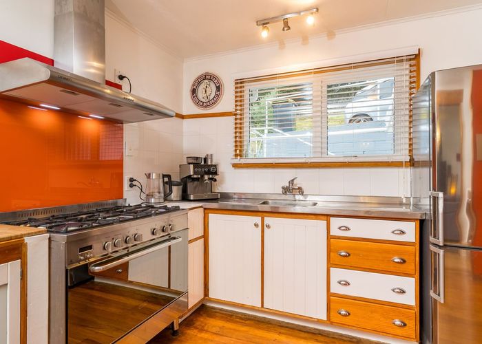  at 6 Harbour Terrace, Careys Bay, Port Chalmers