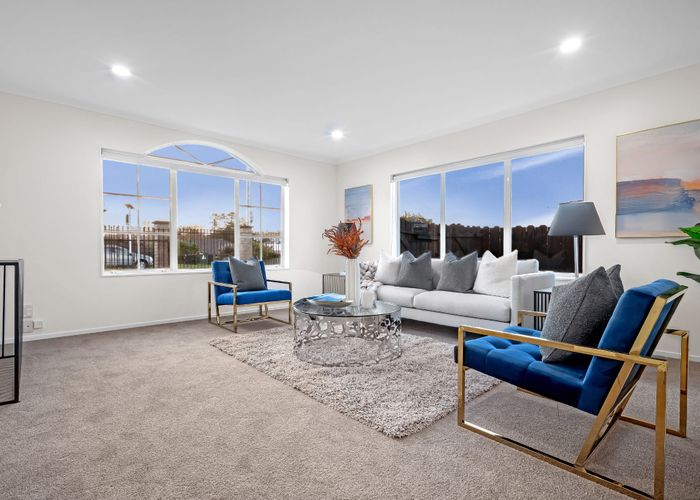  at 196 Botany Road, Botany Downs, Manukau City, Auckland