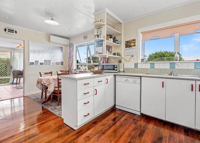  at 11 Thompson Place, Tikipunga, Whangarei