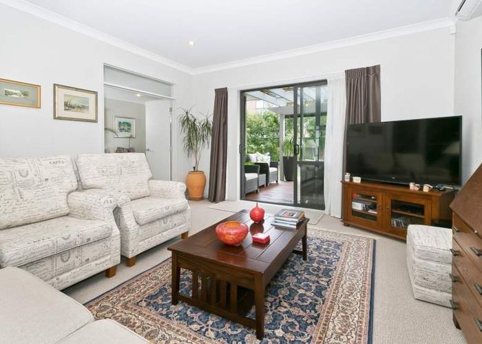  at 11  Ganley Terrace, Stonefields, Auckland City, Auckland