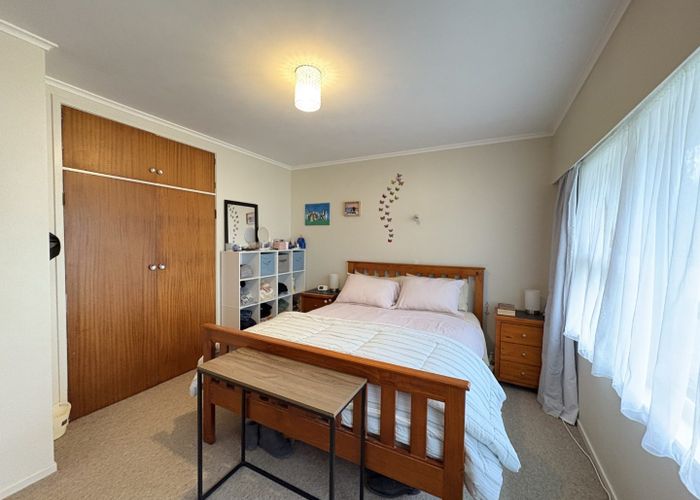  at 2/10 Kenyon Ave, Mount Eden, Auckland City, Auckland