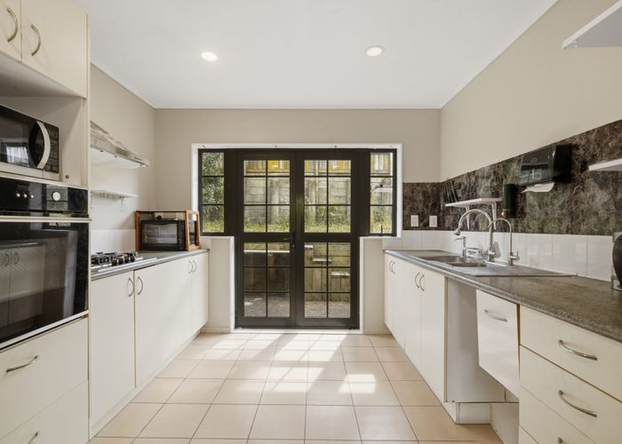  at 30 Ginders Drive, Massey, Waitakere City, Auckland