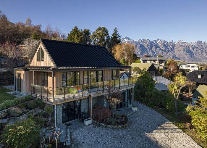  at 21 Dublin Street, Queenstown, Queenstown