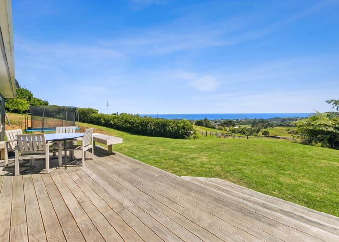  at 167 Wairau Road, Kaitake