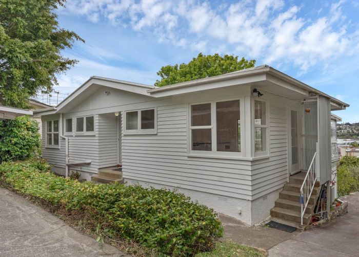  at 89 Bruce Road, Glenfield, Auckland