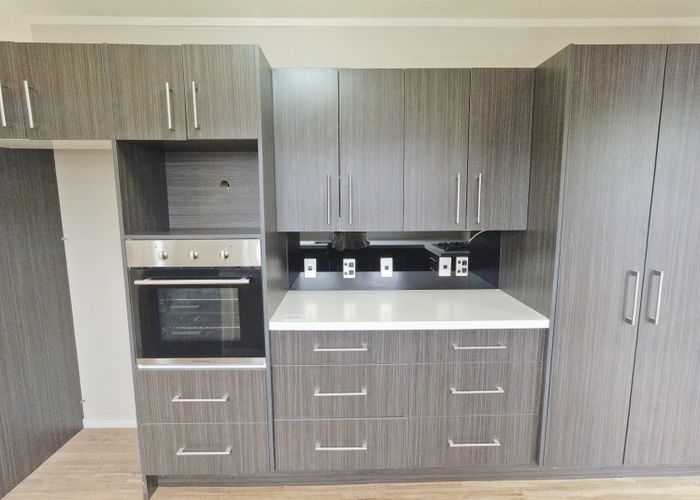  at 5 McDowall Pl, Queenwood, Hamilton, Waikato