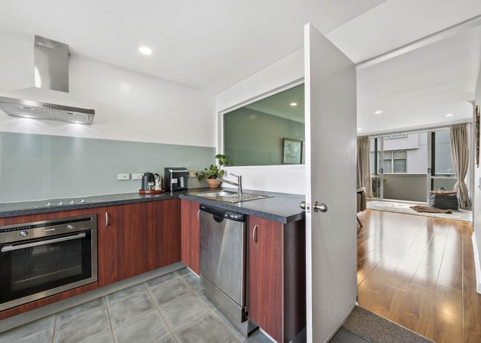  at 9/852 Mount Eden Road, Three Kings, Auckland City, Auckland