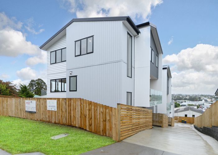  at 93B Bruce Road, Glenfield, North Shore City, Auckland