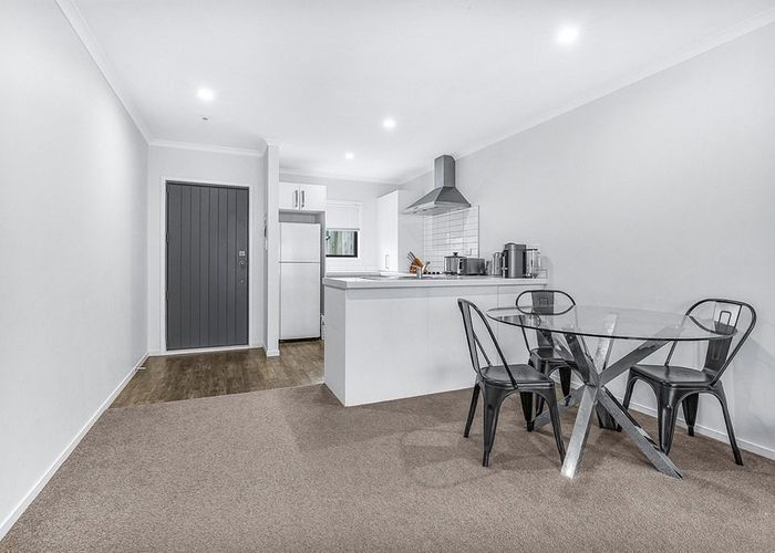  at 5/5 Jones Crescent, Melville, Hamilton