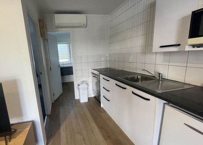  at 5/100 Pakuranga Road, Pakuranga, Manukau City, Auckland