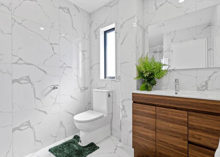  at 8/43 Marr Road, Manurewa, Manukau City, Auckland